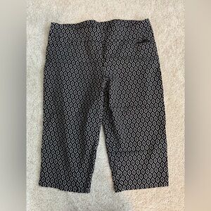 Terra & Sky Pull On Capris 1X (16W-18W)